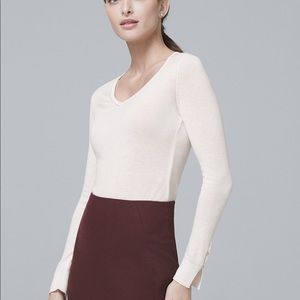 WHBM v neck seater